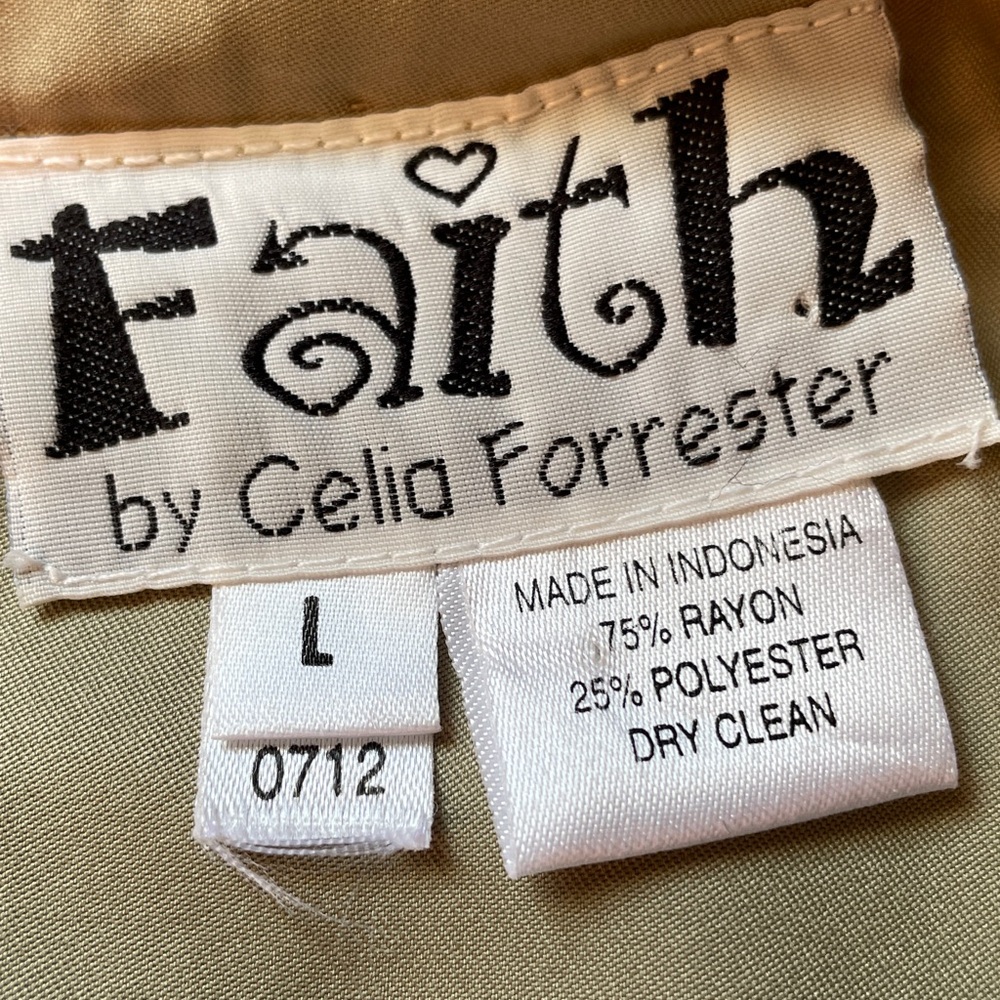 Faith by Celia Forrester Embroidered Floral Patchwork Long Sleeve Top Sage Taupe - Picture 6 of 8